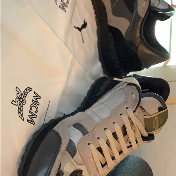 In very good condition does not come with a box - Picture 2 of 5